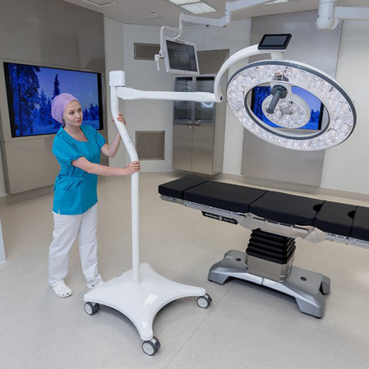 Операционный передвижной светильник Merivaara Q-Flow Mobile