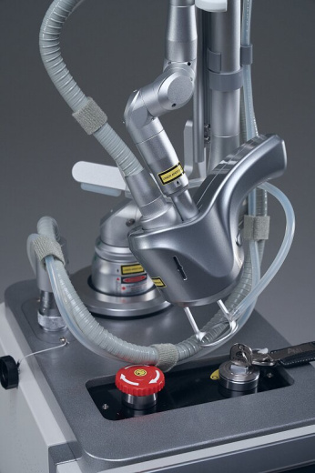 Фракционный CO2 лазер c гинекологическим модулем AMI BIOXEL